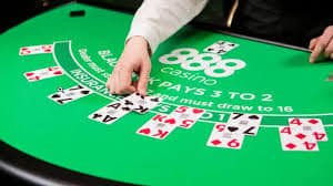 Halaman metode pembayaran ratuking4d menampilkan DANA, OVO, GoPay, QRIS, dan opsi bank virtual untuk deposit Spadegaming